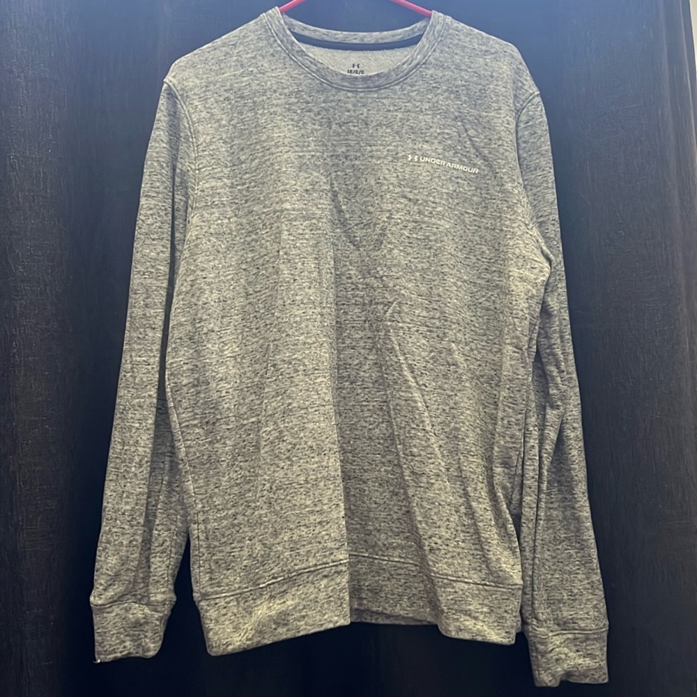 Under Armour Sweatshirt